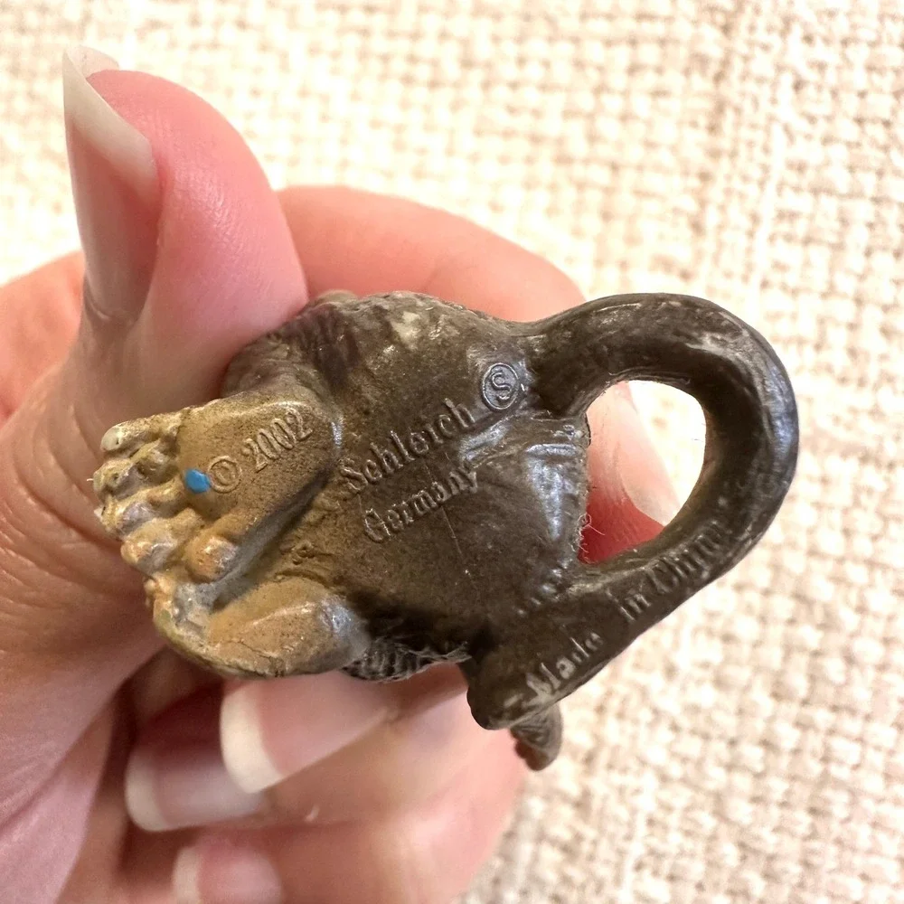 Schleich Baboon Child Monkey Figurine 14309‎ Waving 2002 Animal Miniature Safari